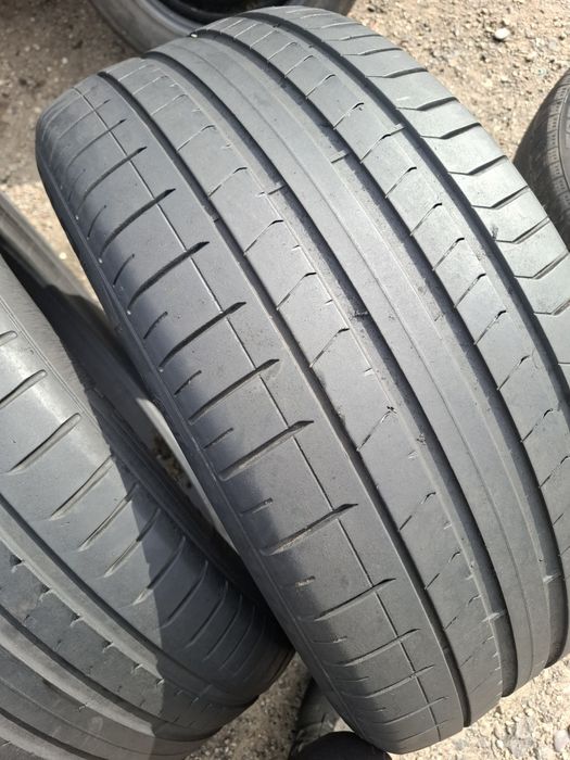 Vand 2 anvelope 285 45 20 pireli bune de vara dot 2022