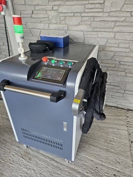 Aparat de sablat cu Laser