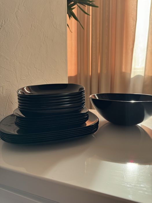 Набор тарелок  19 предметов