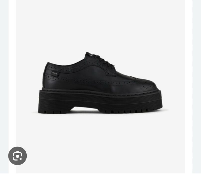 Обувки Armani Exchange.