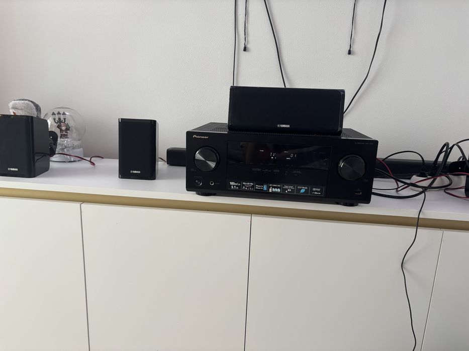 Receiver Pioneer si Home cinema Yamaha