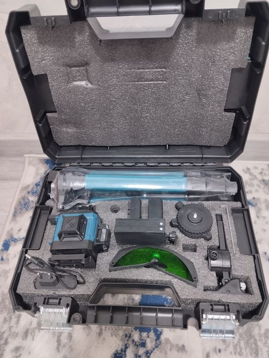 Лазерный уровень Makita