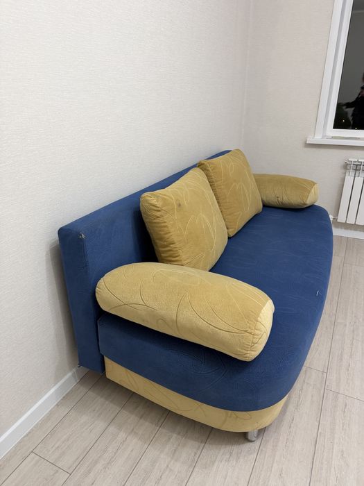 Продам диван б/у