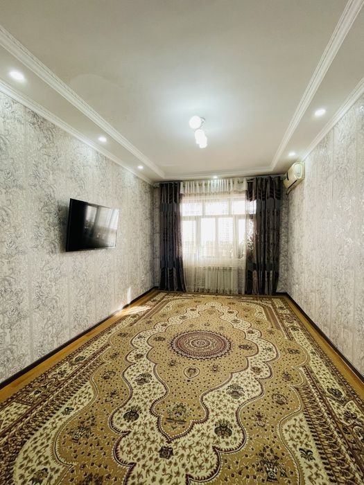 Франция 3 комнатная Кадышева, Лисунова1 , Авиасозлар 1, 61 школа