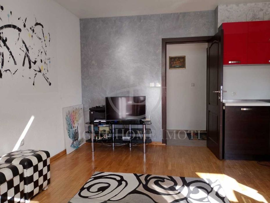 Продава се Тристаен апартамент в Пловдив, Кючук Париж - 97 кв.м за 1083 €/кв.м - Снимка #1