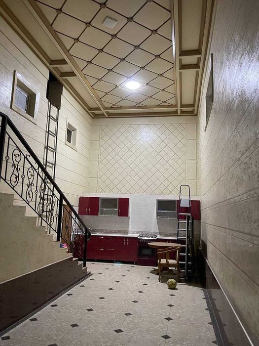 Икром шашлик худудида жойлашган 4 хонали ховли сотилади