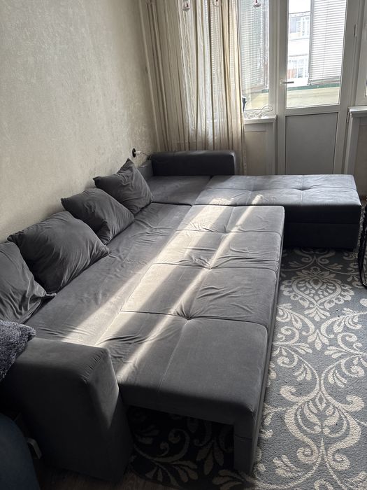 Продам диван в отличном состоянии.