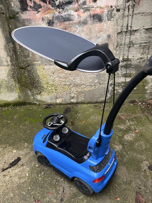 Детска кола за бутане “Chipolino” Ride-on със сенник MERCEDES