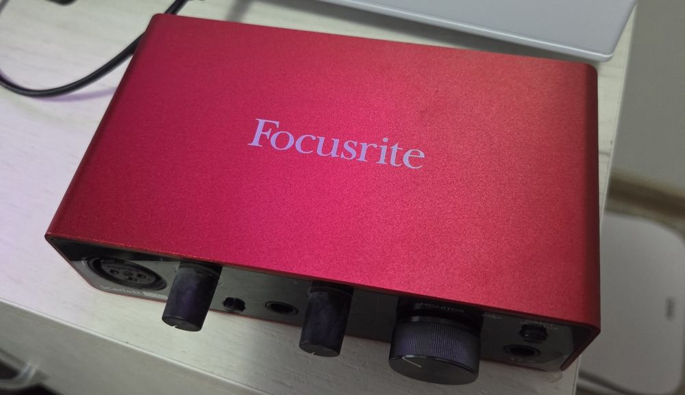 Звукова карта Focusrite Solo