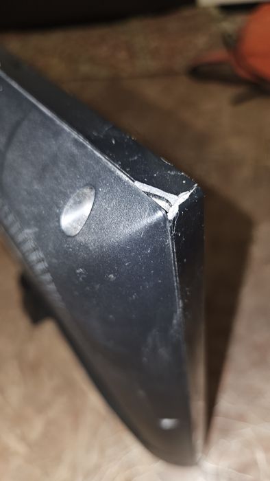 Продам телевизор Samsung UE32J4100AU