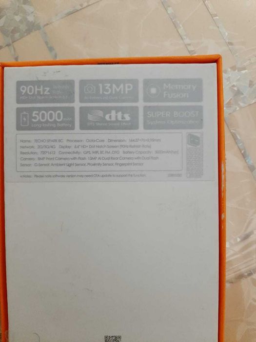 Смартфон TECNO SPARK 8C 128 GB.