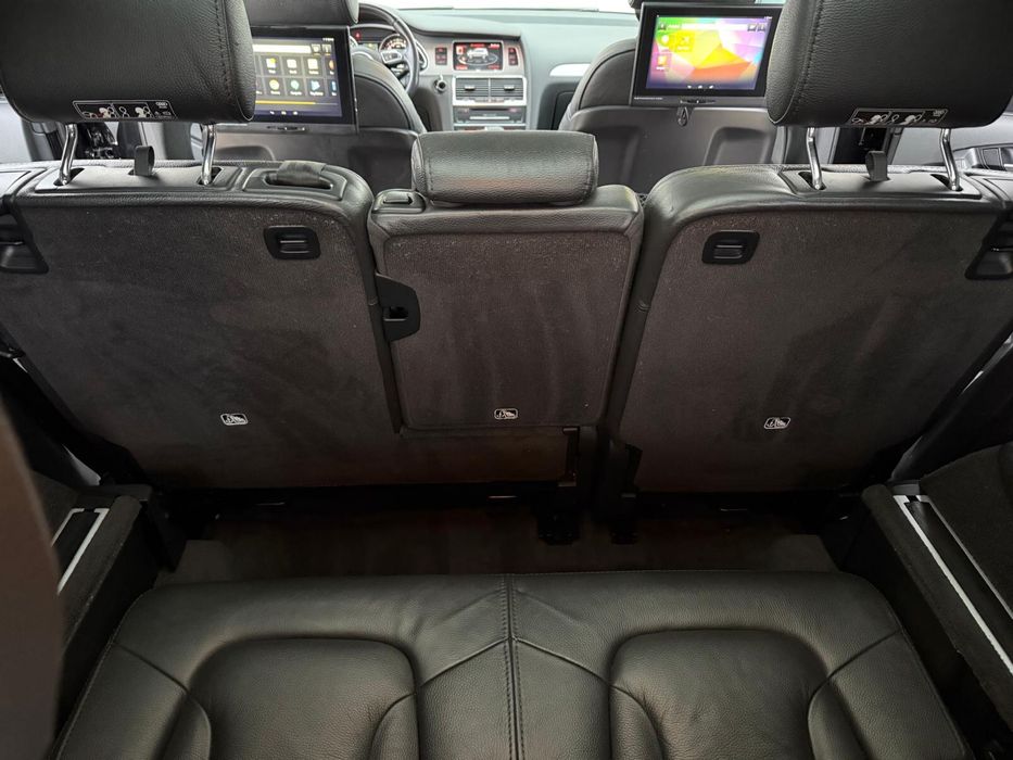 Audi Q7 S-line 7 Locuri 3.0 TDI 245 CP Quattro/Side/Bose/Tablete/Perne