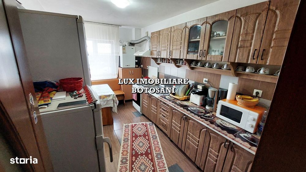 Apartament 3 camere, zona Lidl Pompieri