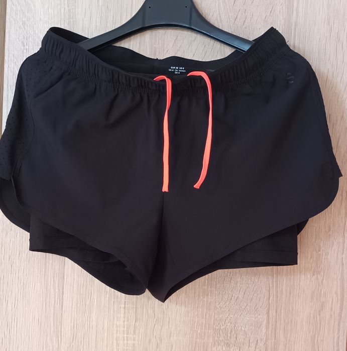 pantaloni scurti si 3 sfert de vara