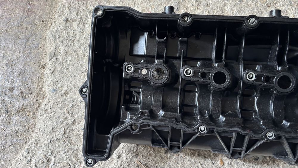 Капак клапани за bmw  мотор N57