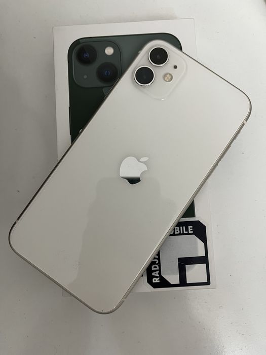 Айфон 11 идеальный 128гб