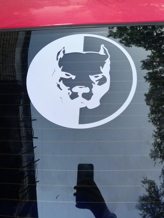 Наклейки на авто