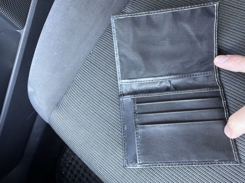 Кожен калъф за документи