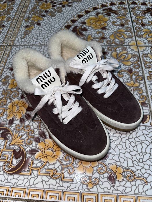 Женские кроссовки от Miu Miu
