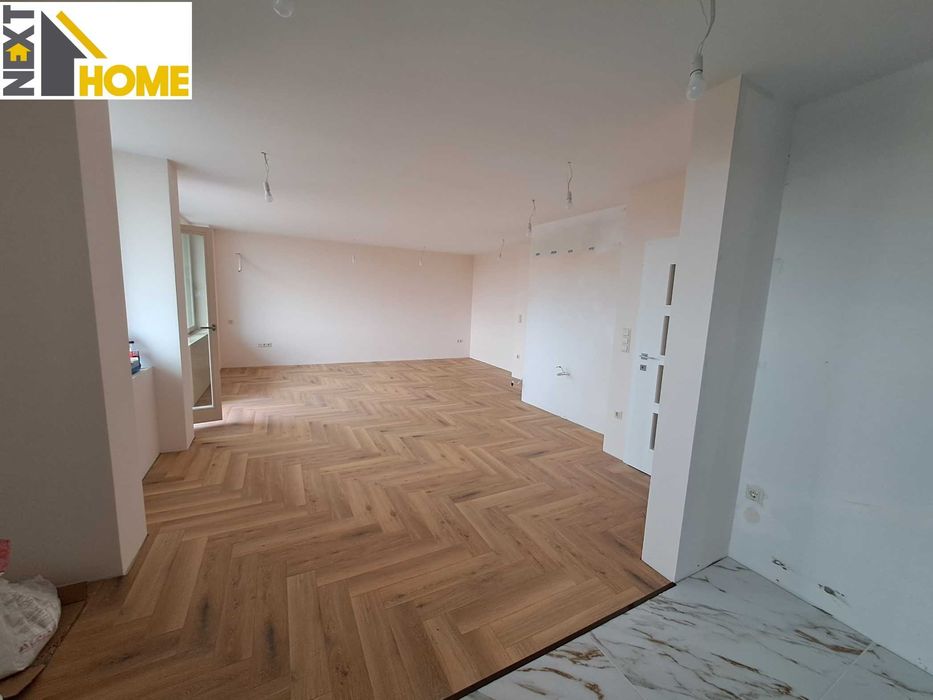 Продава се Тристаен апартамент в Пловдив, Център - 130 кв.м за 2062 €/кв.м - Снимка #1