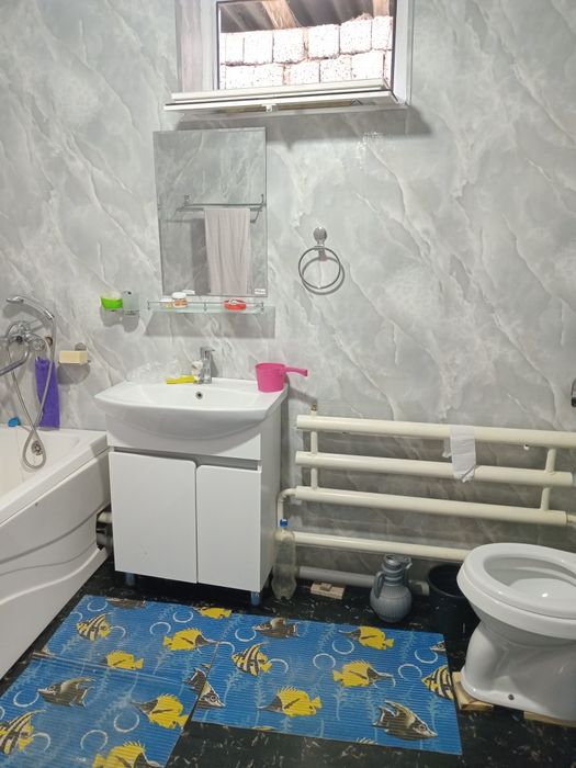 Олмалик Эвалакда янги махаллада ховли уй сотилади