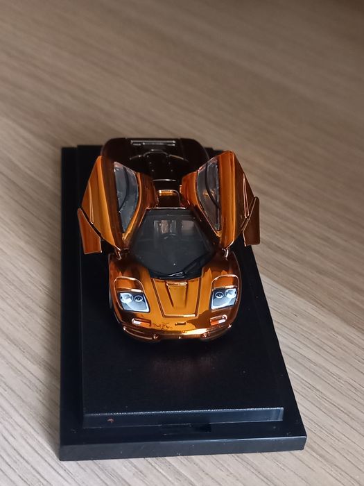 Mclaren F1 - Hot Wheels RLC - количка 1/64