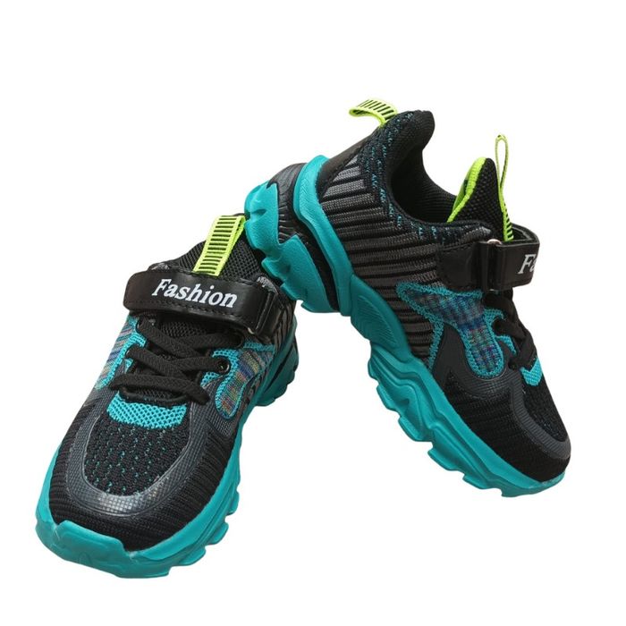 Livrare GRATUITA pana pe 24.12.2023   80lei perechea,Adidas băieți gal