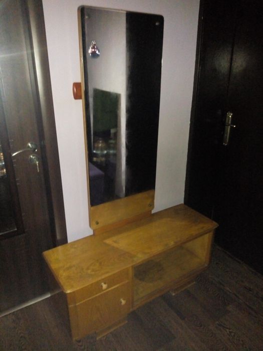 Ретро тоалетка с огледало,ретро ракла/цени в описанието