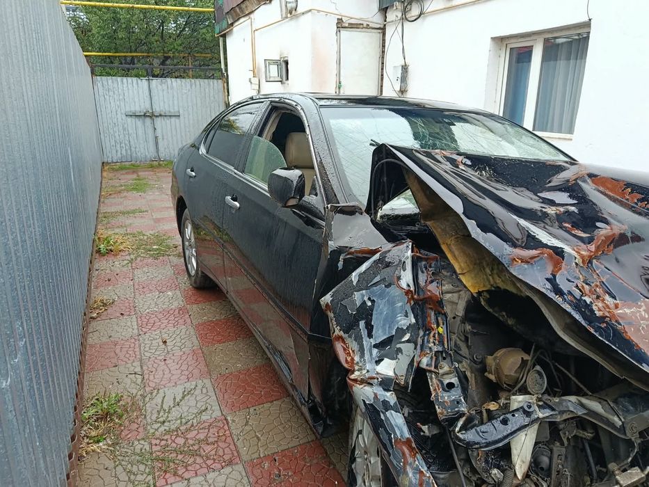 Авто на разбор лексус
