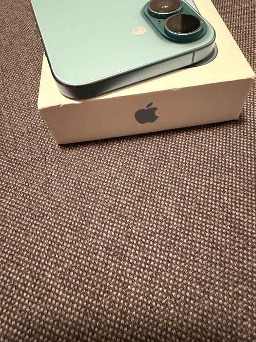 Iphone 16 TEAL 128gb