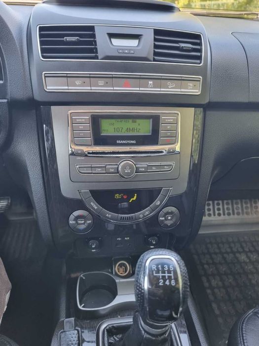 SsangYong Rexton W 2.0 XDI 4x4 (7-местна) от 2013 на 291.000 км