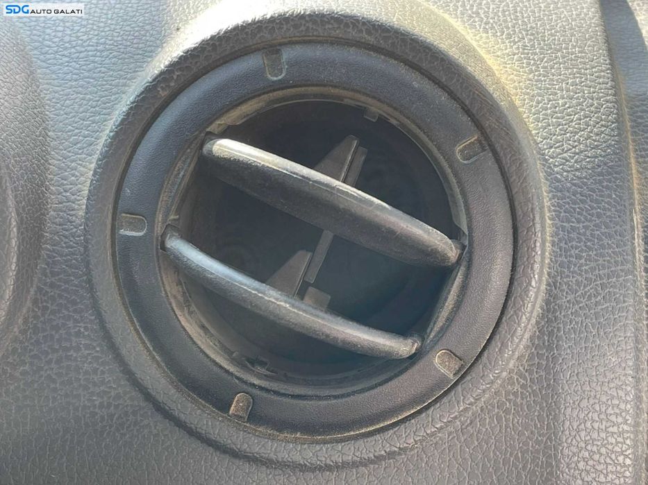 Gura Grila Aer Ventilatie Aerisire Bord Dacia Logan 1 Facelift 2004 - 2012