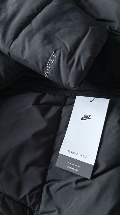 Яке Nike Therma Fit