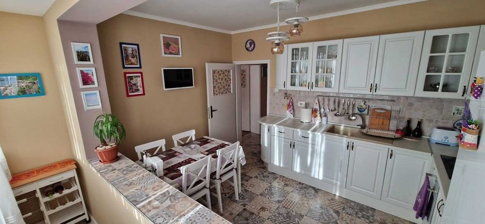 Дава се под наем Тристаен апартамент в София, Хаджи Димитър - 80 кв.м за 700 € - Снимка #15