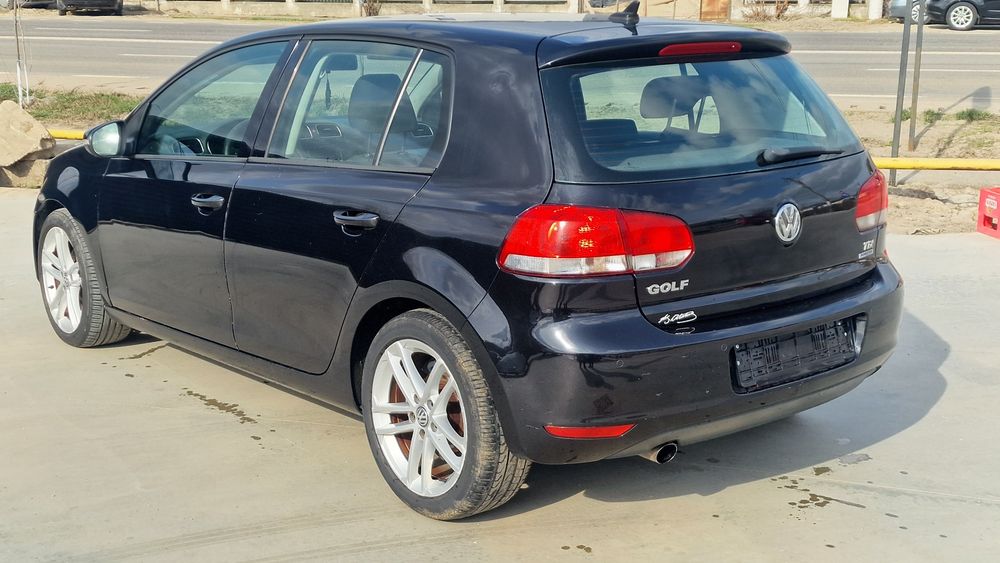 VOLKSWAGEN Golf 2012 — imagine 4