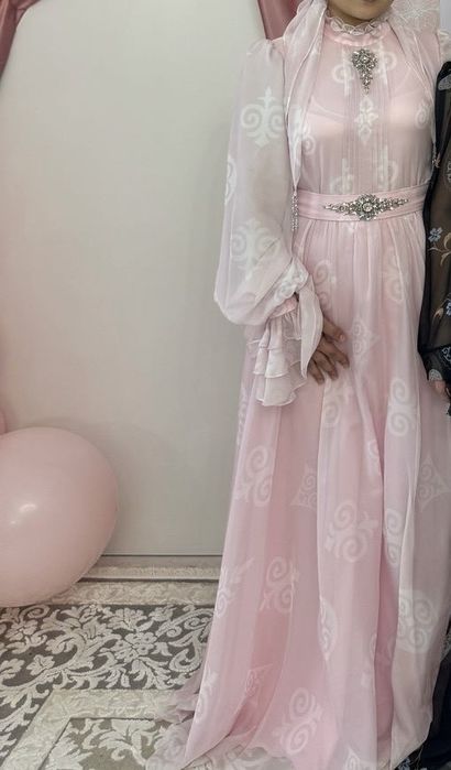 Платье от бренда НурШах