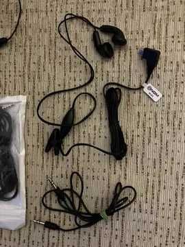 căști mufă jack (pentru telefoane cu butoane)