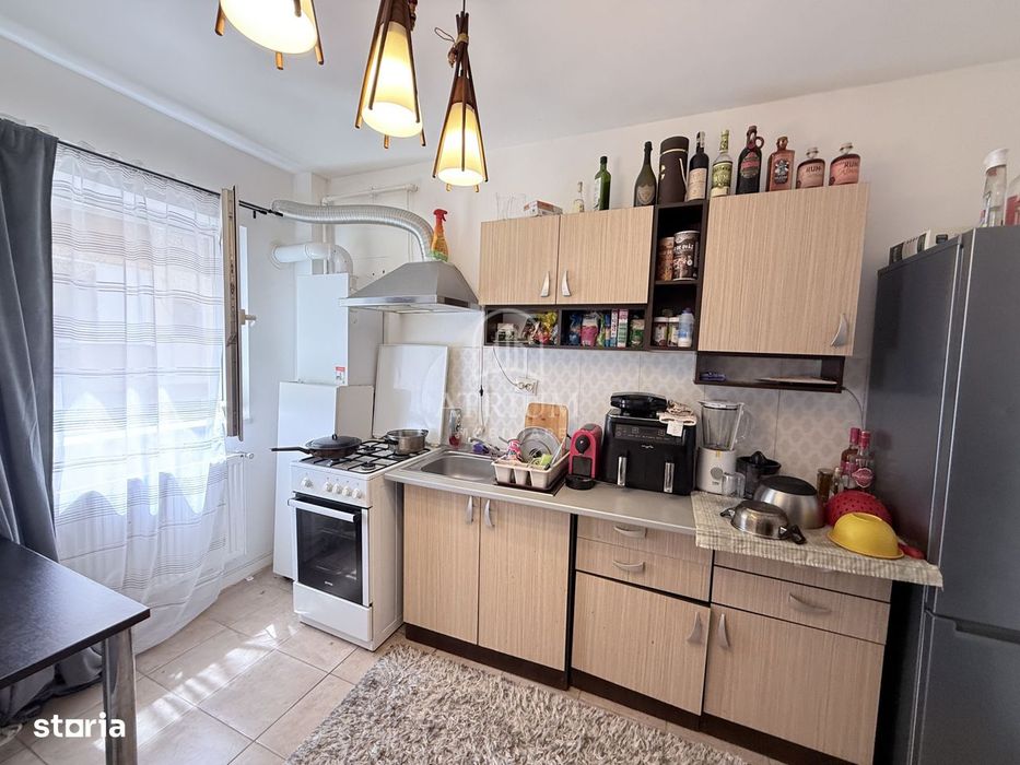 Apartament 41 mp utili cu 4 mp balcon, zona Floresti Stejarului
