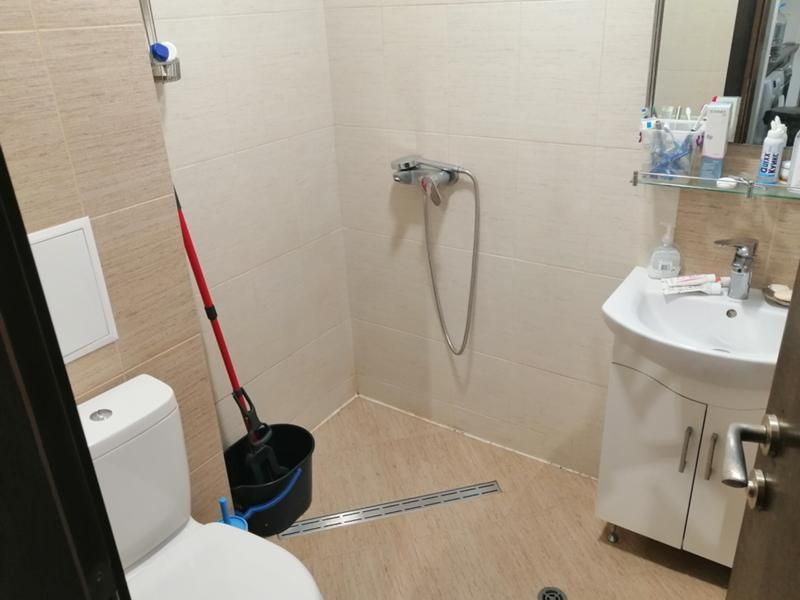 Двустаен апартамент за продажба в м-т Гърдова глава, 2059128