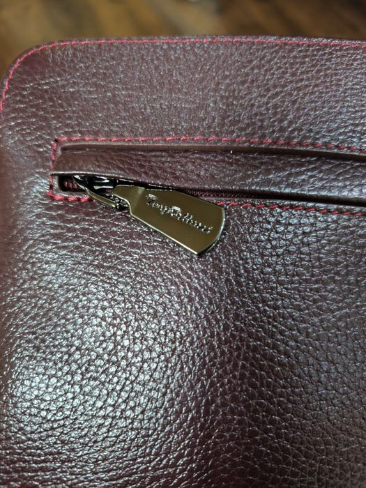 сумка-кроссбоди Tony Bellucci из натуральной зернистой кожи