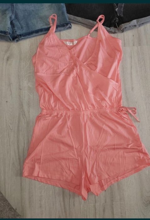 Lot Hainute dama ca noi!REDUCERE!