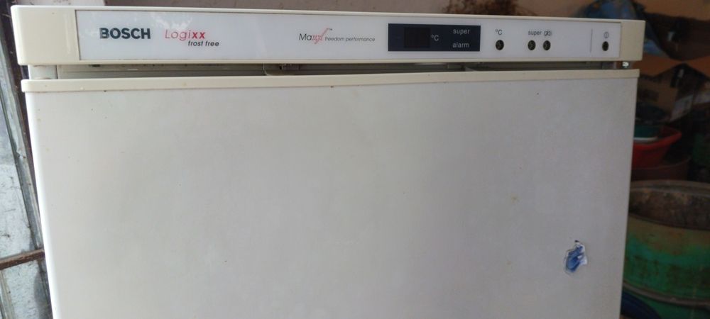 Ladă frigorifică BOSCH cu 5 sertare