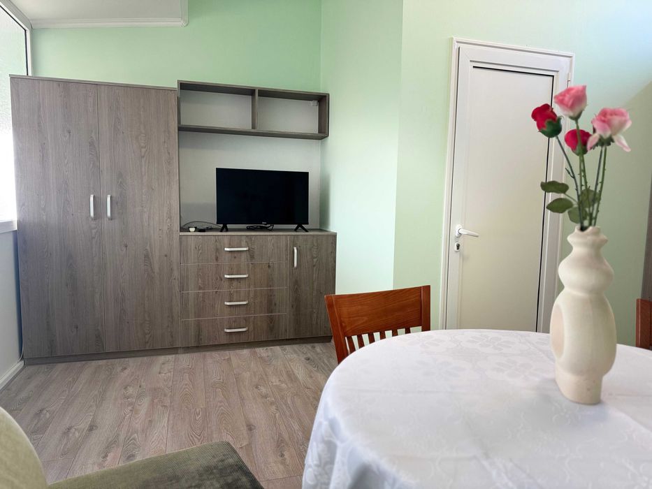 Дава се под наем Тристаен апартамент в Стара Загора, Кольо Ганчев - 50 кв.м за 178.5 € - Снимка #2