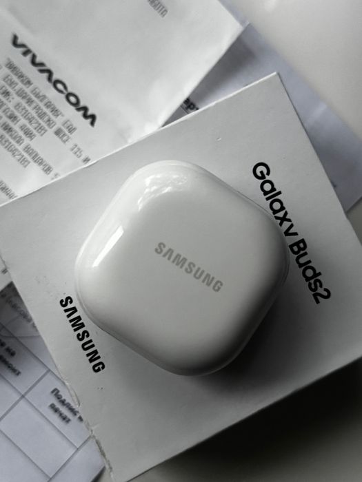 Samsung buds 2 слушалки