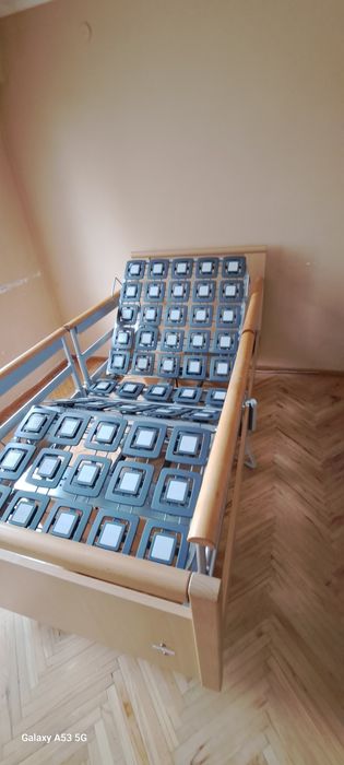 Електрическо болнично легло
