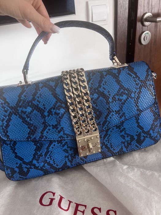 Чанта Guess нова