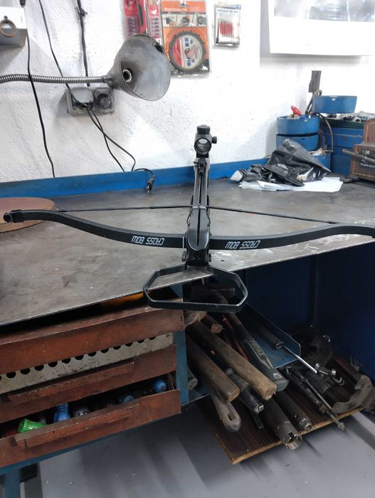 Арбалет голям с бързомер.