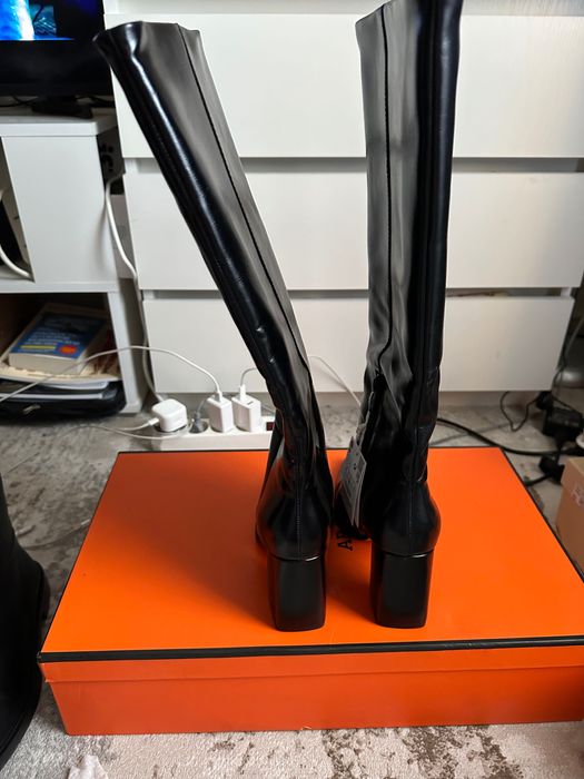 Новые сапоги Stradivarius