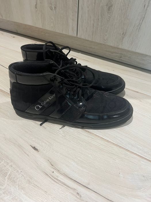 Продавам обувки   .