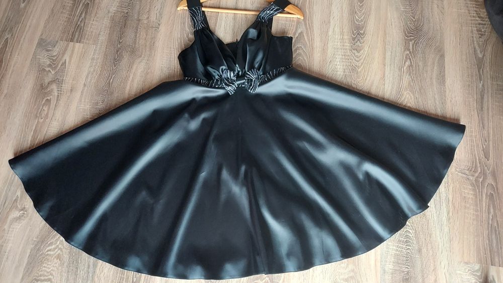 Rochie neagra de ocazie mărimea m